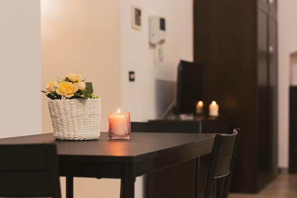 Trani -Suite ❉Marmor - Elegante Casa Storica ❉ Exterior foto